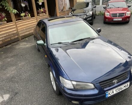 Синий Тойота Камри, объемом двигателя 3 л и пробегом 377 тыс. км за 2500 $, фото 1 на Automoto.ua