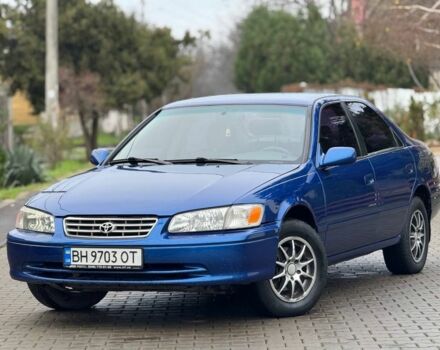 Синій Тойота Камрі, об'ємом двигуна 2.2 л та пробігом 290 тис. км за 3800 $, фото 1 на Automoto.ua