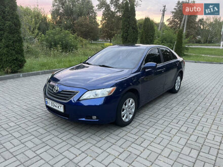 Синій Тойота Камрі, об'ємом двигуна 2.4 л та пробігом 357 тис. км за 6700 $, фото 1 на Automoto.ua
