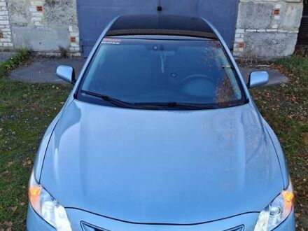 Синий Тойота Камри, объемом двигателя 2.36 л и пробегом 247 тыс. км за 7000 $, фото 1 на Automoto.ua