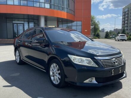 Синий Тойота Камри, объемом двигателя 2.5 л и пробегом 216 тыс. км за 13399 $, фото 1 на Automoto.ua
