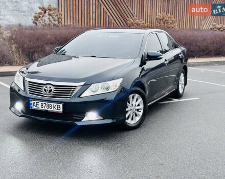 Синій Тойота Камрі, об'ємом двигуна 2.5 л та пробігом 239 тис. км за 14500 $, фото 1 на Automoto.ua