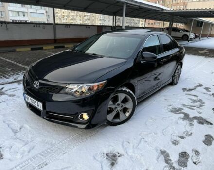 Синий Тойота Камри, объемом двигателя 3.5 л и пробегом 233 тыс. км за 11800 $, фото 1 на Automoto.ua