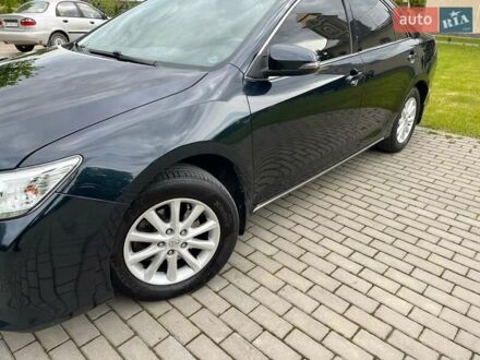 Тойота Камрі 2013 у Дрогобичі на Automoto.ua Синій Тойота Камрі, об'ємом двигуна 2.5 л та пробігом 210 тис. км за 14200 $, фото 1 на Automoto.ua