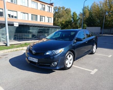 Синий Тойота Камри, объемом двигателя 2.5 л и пробегом 177 тыс. км за 11400 $, фото 1 на Automoto.ua