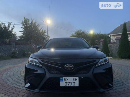 Тойота Камрі 2017 у Хмельницькому на Automoto.ua Синій Тойота Камрі, об'ємом двигуна 2.49 л та пробігом 105 тис. км за 20500 $, фото 1 на Automoto.ua