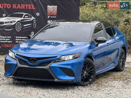 Тойота Камрі 2017 у Івано-Франківську на Automoto.ua Синій Тойота Камрі, об'ємом двигуна 2.49 л та пробігом 90 тис. км за 18350 $, фото 1 на Automoto.ua