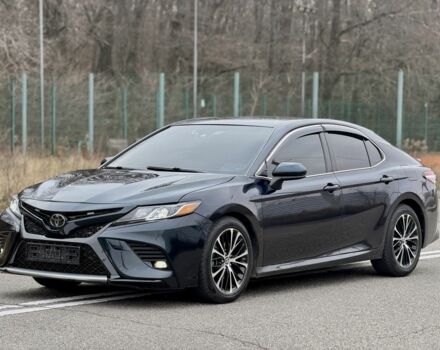 Синій Тойота Камрі, об'ємом двигуна 2.5 л та пробігом 174 тис. км за 17300 $, фото 1 на Automoto.ua