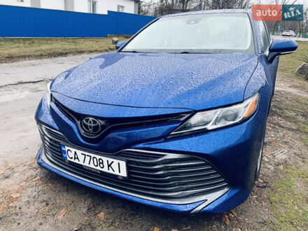 Тойота Камри 2017 в Умани на Automoto.ua Синий Тойота Камри, объемом двигателя 2.5 л и пробегом 208 тыс. км за 18000 $, фото 1 на Automoto.ua