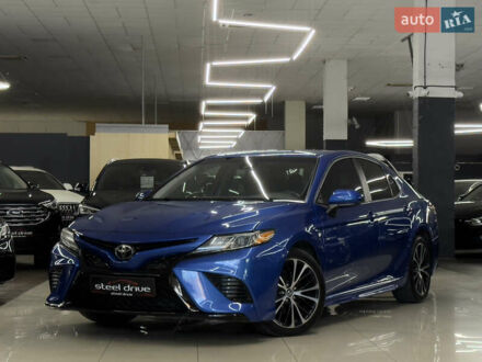 Синий Тойота Камри, объемом двигателя 2.49 л и пробегом 108 тыс. км за 18959 $, фото 1 на Automoto.ua