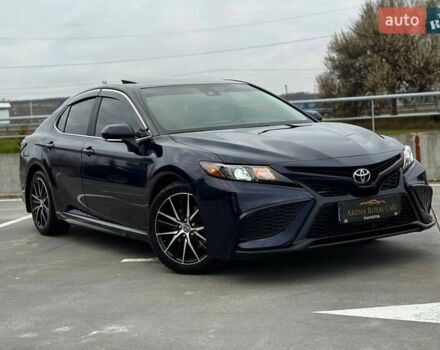 Синий Тойота Камри, объемом двигателя 2.49 л и пробегом 88 тыс. км за 22000 $, фото 1 на Automoto.ua
