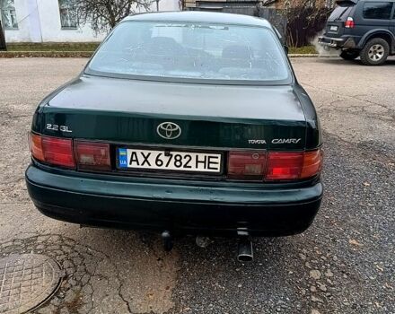 Зелений Тойота Камрі, об'ємом двигуна 2.2 л та пробігом 350 тис. км за 2150 $, фото 1 на Automoto.ua