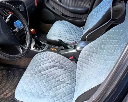 Зелений Тойота Камрі, об'ємом двигуна 2.2 л та пробігом 350 тис. км за 2150 $, фото 6 на Automoto.ua