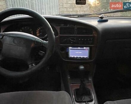 Зелений Тойота Камрі, об'ємом двигуна 3 л та пробігом 400 тис. км за 2800 $, фото 3 на Automoto.ua