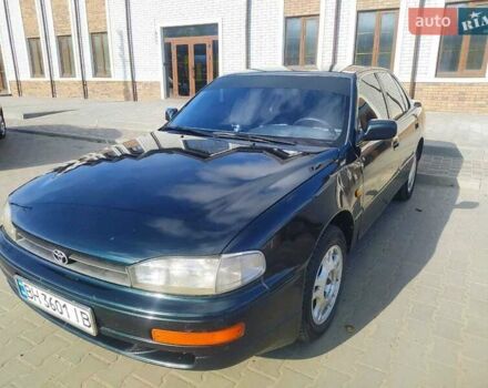 Зеленый Тойота Камри, объемом двигателя 3 л и пробегом 347 тыс. км за 2800 $, фото 2 на Automoto.ua