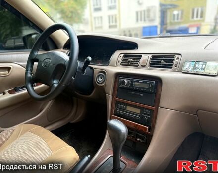 Зелений Тойота Камрі, об'ємом двигуна 3 л та пробігом 187 тис. км за 3777 $, фото 5 на Automoto.ua