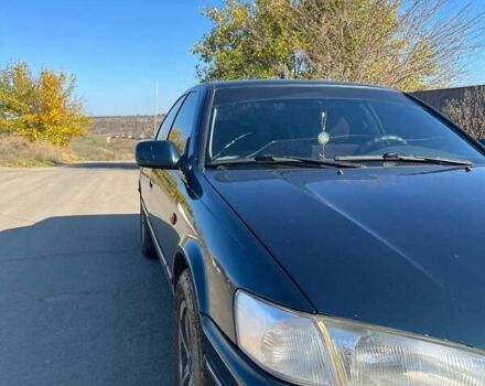 Зеленый Тойота Камри, объемом двигателя 2.16 л и пробегом 407 тыс. км за 3700 $, фото 2 на Automoto.ua