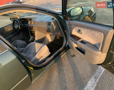 Зеленый Тойота Камри, объемом двигателя 2.2 л и пробегом 440 тыс. км за 2800 $, фото 8 на Automoto.ua