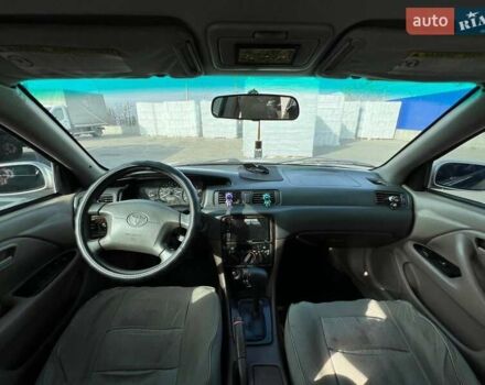 Зеленый Тойота Камри, объемом двигателя 2.2 л и пробегом 310 тыс. км за 3400 $, фото 2 на Automoto.ua