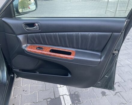 Зелений Тойота Камрі, об'ємом двигуна 3 л та пробігом 384 тис. км за 7300 $, фото 5 на Automoto.ua