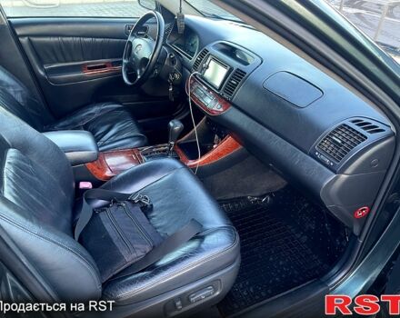 Зеленый Тойота Камри, объемом двигателя 3 л и пробегом 384 тыс. км за 6500 $, фото 3 на Automoto.ua