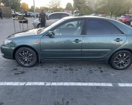 Зелений Тойота Камрі, об'ємом двигуна 3 л та пробігом 384 тис. км за 7300 $, фото 2 на Automoto.ua