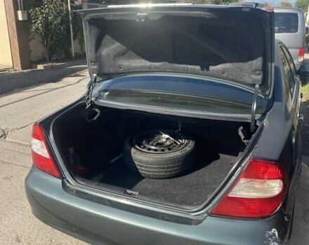 Зеленый Тойота Камри, объемом двигателя 2.4 л и пробегом 318 тыс. км за 3600 $, фото 2 на Automoto.ua