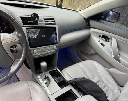 Зелений Тойота Камрі, об'ємом двигуна 3.5 л та пробігом 255 тис. км за 7550 $, фото 5 на Automoto.ua