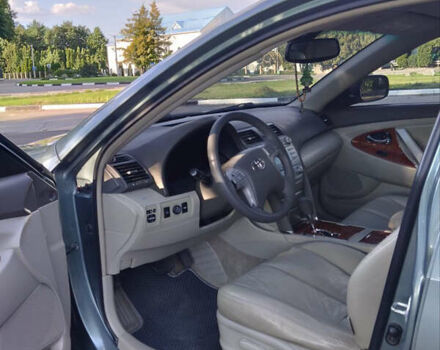 Зеленый Тойота Камри, объемом двигателя 2.4 л и пробегом 400 тыс. км за 10000 $, фото 8 на Automoto.ua