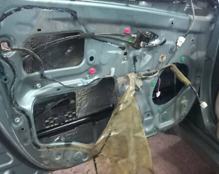 Зеленый Тойота Камри, объемом двигателя 2.4 л и пробегом 400 тыс. км за 10000 $, фото 12 на Automoto.ua