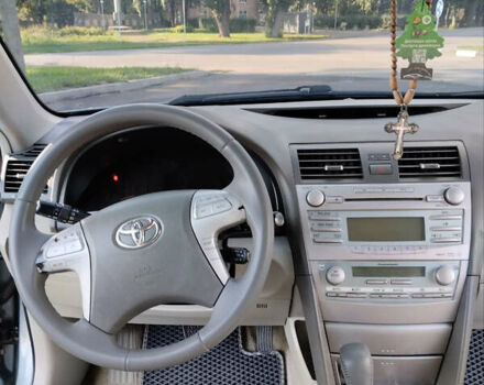 Зеленый Тойота Камри, объемом двигателя 2.4 л и пробегом 400 тыс. км за 10000 $, фото 11 на Automoto.ua