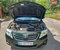 Зелений Тойота Камрі, об'ємом двигуна 2.49 л та пробігом 227 тис. км за 8500 $, фото 1 на Automoto.ua