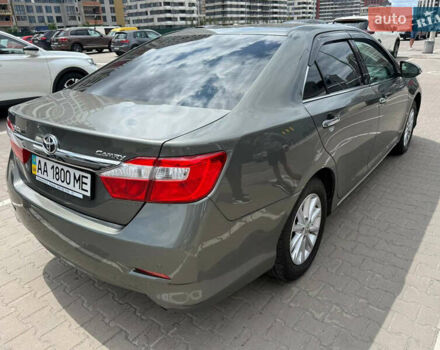 Зелений Тойота Камрі, об'ємом двигуна 2.49 л та пробігом 182 тис. км за 14000 $, фото 4 на Automoto.ua