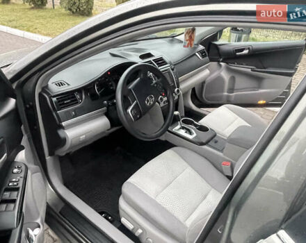 Зелений Тойота Камрі, об'ємом двигуна 2.49 л та пробігом 197 тис. км за 10400 $, фото 10 на Automoto.ua