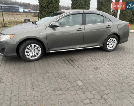 Зелений Тойота Камрі, об'ємом двигуна 2.49 л та пробігом 197 тис. км за 10400 $, фото 2 на Automoto.ua