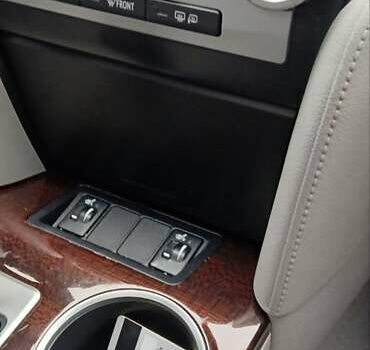 Зеленый Тойота Камри, объемом двигателя 2.5 л и пробегом 230 тыс. км за 11300 $, фото 13 на Automoto.ua