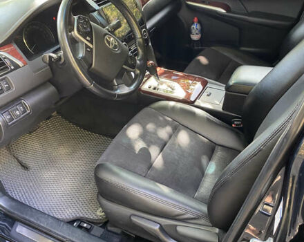 Зеленый Тойота Камри, объемом двигателя 2.49 л и пробегом 202 тыс. км за 14300 $, фото 7 на Automoto.ua