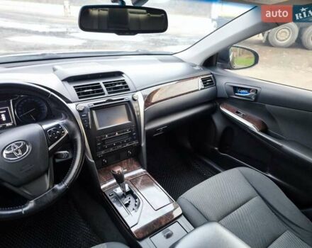 Зеленый Тойота Камри, объемом двигателя 2.5 л и пробегом 188 тыс. км за 15300 $, фото 11 на Automoto.ua