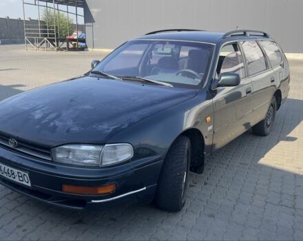 Зеленый Тойота Камри, объемом двигателя 2.2 л и пробегом 380 тыс. км за 1650 $, фото 1 на Automoto.ua