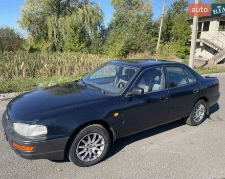 Зелений Тойота Камрі, об'ємом двигуна 2.16 л та пробігом 490 тис. км за 2200 $, фото 1 на Automoto.ua