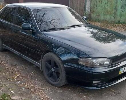 Зелений Тойота Камрі, об'ємом двигуна 2.2 л та пробігом 500 тис. км за 3000 $, фото 1 на Automoto.ua