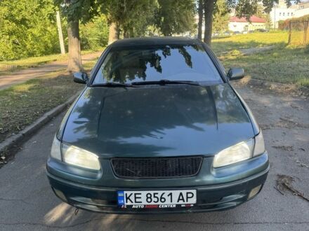 Зелений Тойота Камрі, об'ємом двигуна 2.2 л та пробігом 500 тис. км за 2500 $, фото 1 на Automoto.ua