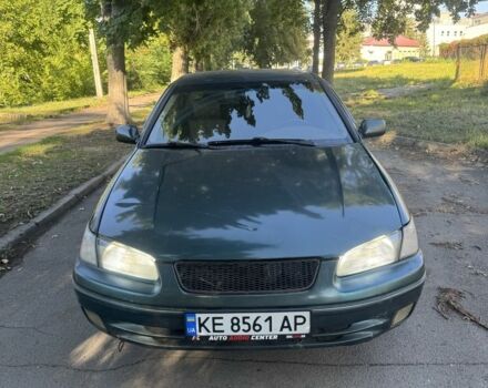 Зелений Тойота Камрі, об'ємом двигуна 2.2 л та пробігом 500 тис. км за 2500 $, фото 1 на Automoto.ua