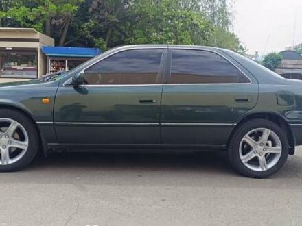 Тойота Камри 1999 в Одессе на Automoto.ua Зеленый Тойота Камри, объемом двигателя 2.16 л и пробегом 385 тыс. км за 5000 $, фото 1 на Automoto.ua