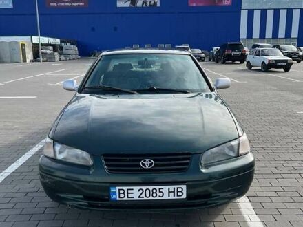 Тойота Камри 1999 в Николаеве на Automoto.ua Зеленый Тойота Камри, объемом двигателя 2.2 л и пробегом 310 тыс. км за 3400 $, фото 1 на Automoto.ua