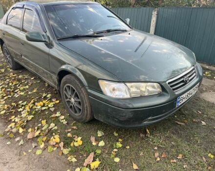 Зеленый Тойота Камри, объемом двигателя 2.2 л и пробегом 200 тыс. км за 2200 $, фото 1 на Automoto.ua