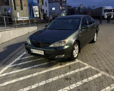 Зеленый Тойота Камри, объемом двигателя 3 л и пробегом 410 тыс. км за 4800 $, фото 1 на Automoto.ua