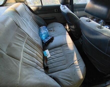 Белый Тойота Карина, объемом двигателя 1.6 л и пробегом 87 тыс. км за 500 $, фото 7 на Automoto.ua