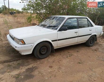 Белый Тойота Карина, объемом двигателя 0 л и пробегом 11 тыс. км за 1200 $, фото 2 на Automoto.ua