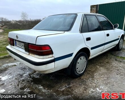 Белый Тойота Карина, объемом двигателя 2 л и пробегом 0 тыс. км за 800 $, фото 3 на Automoto.ua